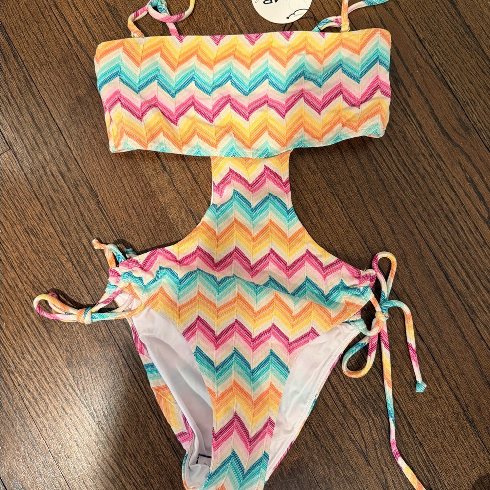 JMP The Label MALDIVES ONE PIECE - KALEIDOSCOPE. Size medium. Brand new!